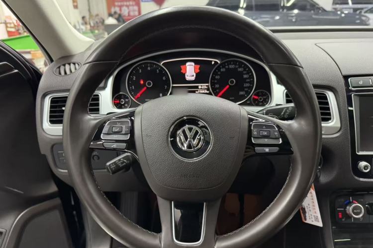 Used Volkswagen Touareg 2016 3.0 TSI High-End Version
