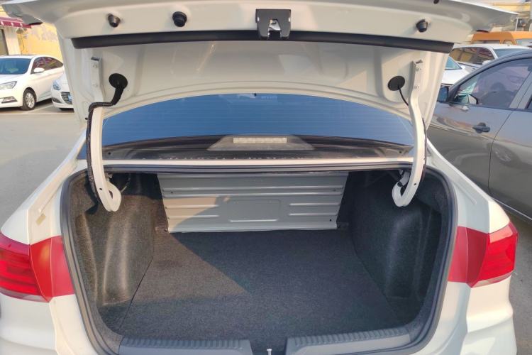 Used Volkswagen Santana 2019 1.5L Manual Fashion Edition China VI Standard