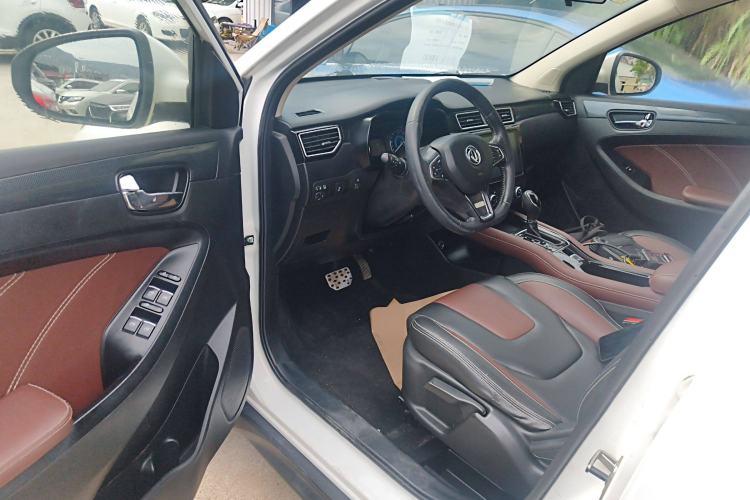 Used Dongfeng Fengon 580 2016 Revised Version 1.5T CVT Luxury Edition
