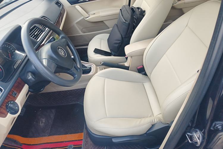 Used Volkswagen Lavida 2013 Restyled Classic 1.6L Automatic Comfort Edition
