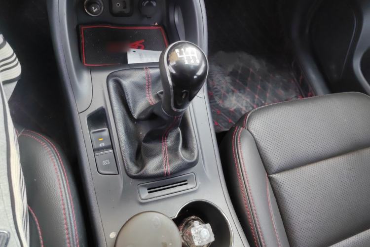 Used Changan CS75 2014 2.0L Manual Luxury Version China V Standard
