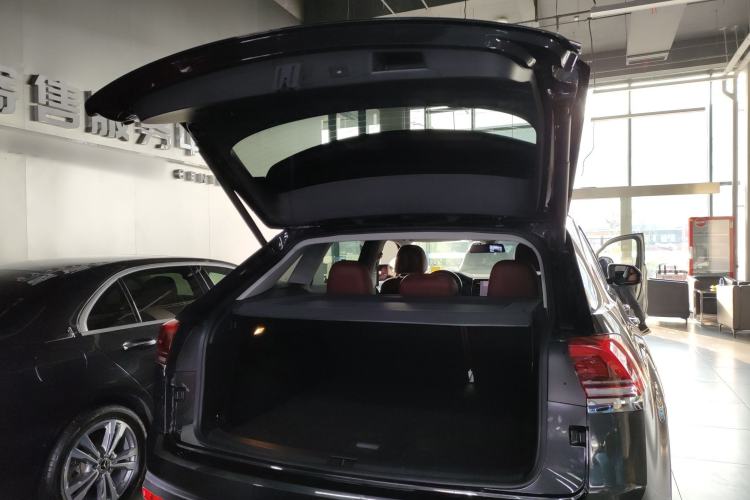 Used Volkswagen Teramont X 2022 330TSI Two-Wheel-Drive Luxury Edition
