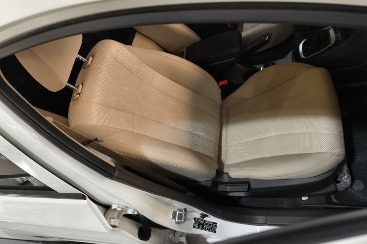 Used Baojun 310W 2017 1.5L Manual Comfort Model China V Standard
