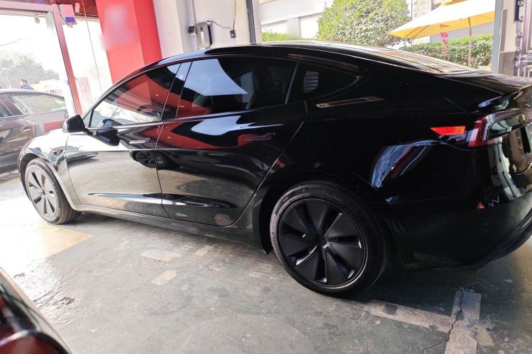 Used Tesla Model 3 2023 Rear-Wheel-Drive Version
