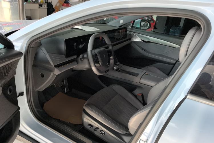 Used VOYAH PASSION 2023 Four-Wheel Drive Long-Range Version