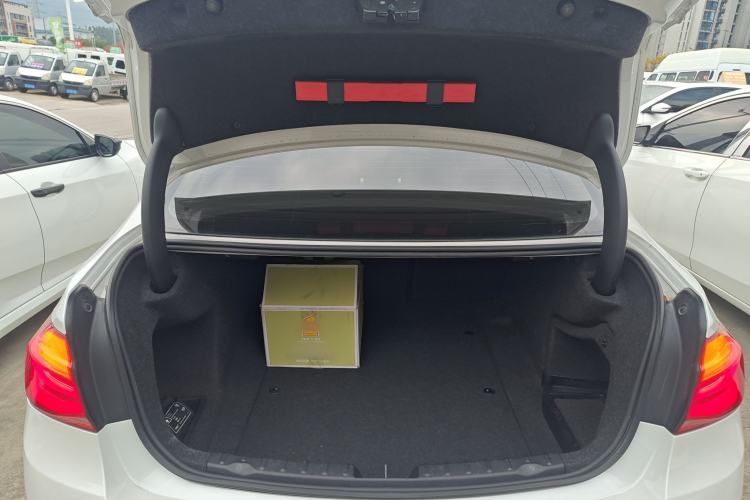 Used BMW 3 Series 2018 320Li Fashion Model
