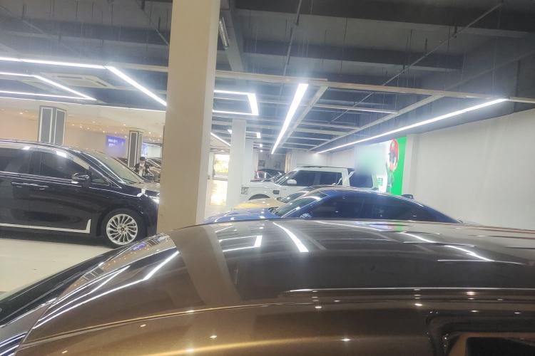 Used Buick GL8 2023 Land Executive Class Comfort Model
