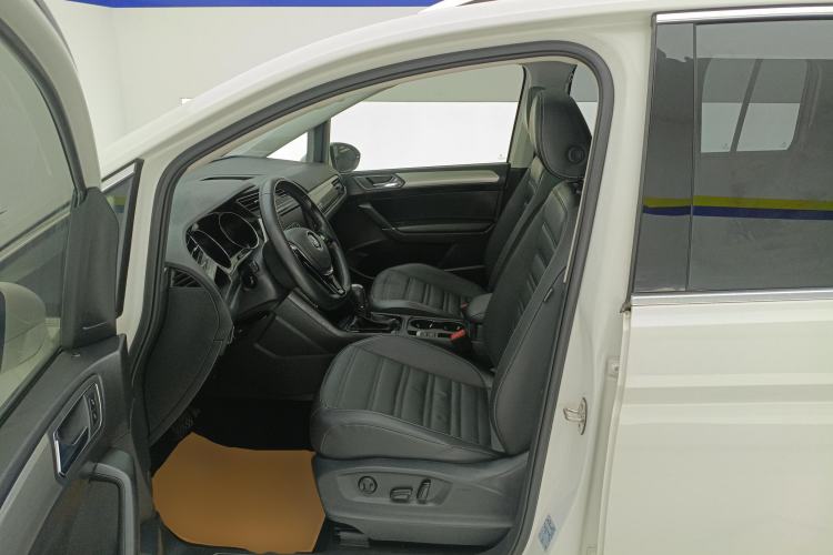 Used Volkswagen Touran 2021 Volkswagen Touran L 280TSI DSG Boundary Edition 7-Seater