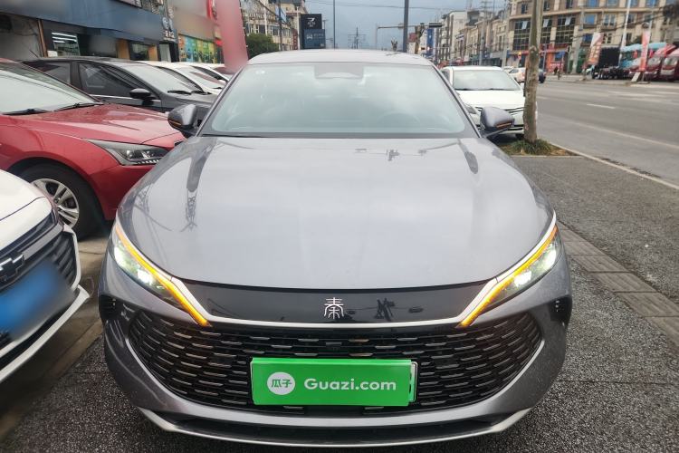 Used BYD Qin L 2025 DM-i Smart Drive 120KM Leading Model
