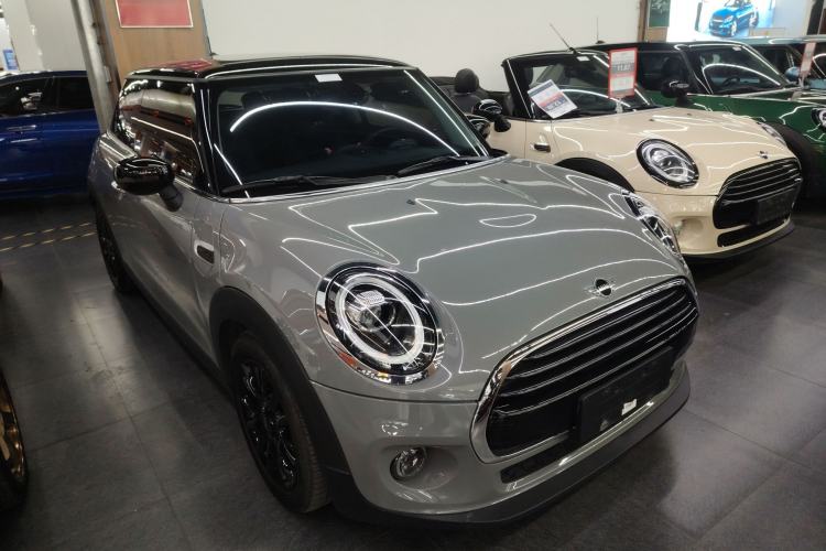 Used  MINI 2021 1.5T COOPER Classic Edition
