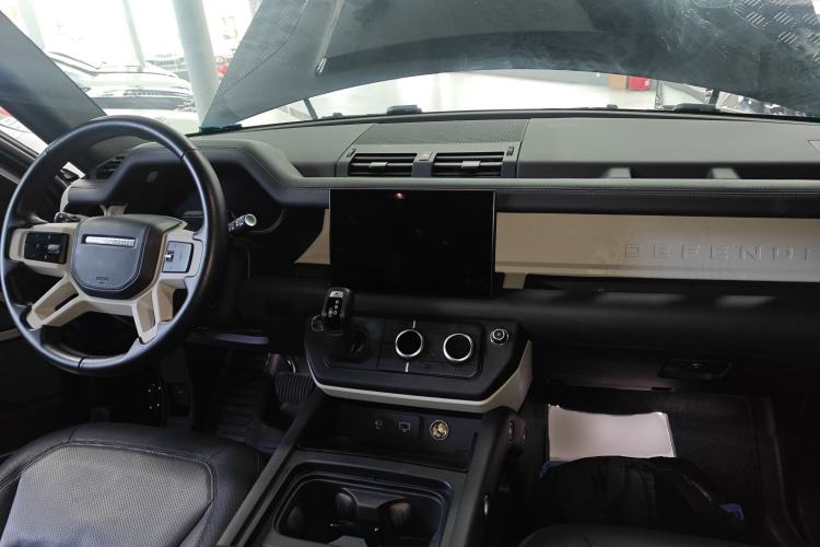 Used Land Rover Defender 2023 90 2.0T P300 X-DYNAMIC HSE