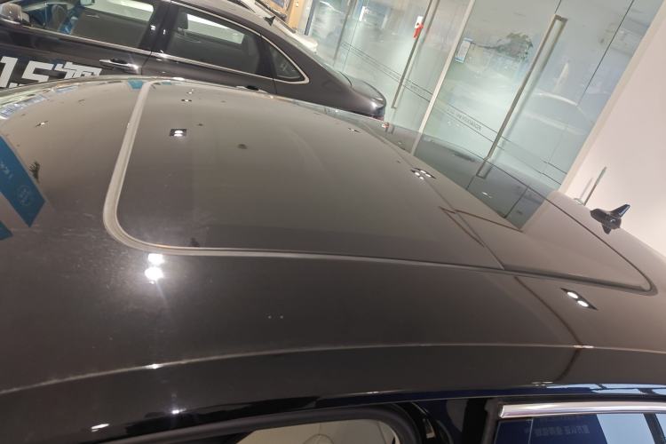 Used Volkswagen Magotan 2025 Revised Version Zhongxiang Edition 330TSI DSG Luxury Trim
