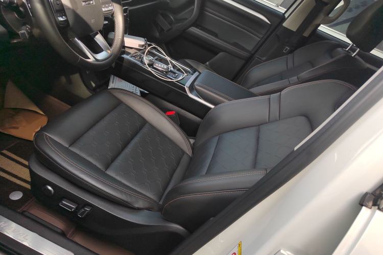 Used Haval DARGO 2022 2.0T DCT Two-Wheel Drive Huazhong Hound Edition
