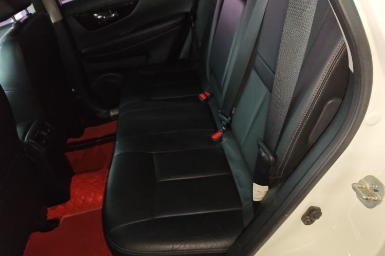 Used Nissan X-Trail 2019 2.0L CVT Smart Connect Comfort Edition 2WD
