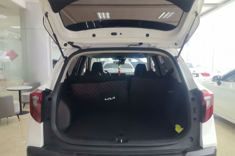 Used Kia Seltos 2023 1.5L CVT Luxury Edition
