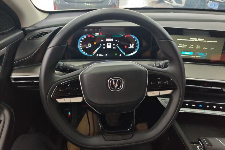 Used Changan Eado 2024 PLUS Blue Whale NE 1.4T GDI DCT High-Energy Edition