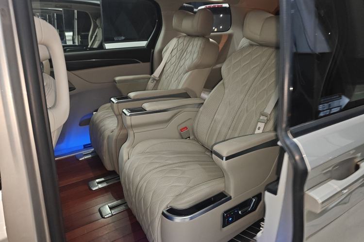 Used Buick GL8 2023 ES Lu Zun Comfort Model
