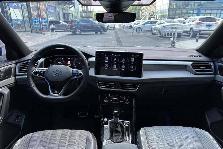 Used Volkswagen Tayron 2023 380TSI Four-Wheel Drive R-Line Pro Smart Edition
