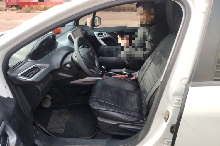 Used Peugeot 2008 2015 1.6L Automatic Playcool Edition