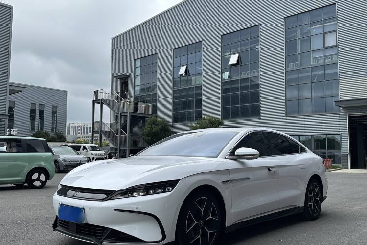 Used BYD Han 2022 EV Genesis Edition 715KM Front-Wheel-Drive Prestige Model
