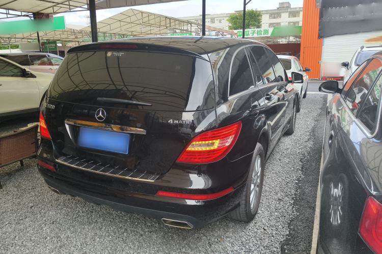 Used Mercedes-Benz R-Class 2017 R 320 4MATIC Business Edition Prestige Model
