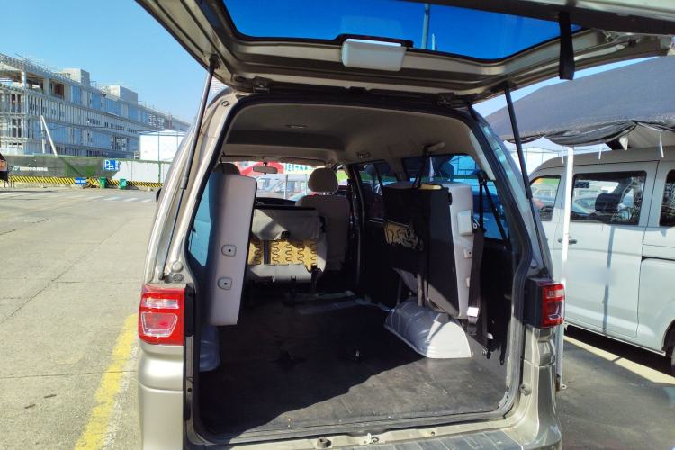 Used FORTHING Lingzhi 2023 M5L 1.6L Base Model 7 Seats