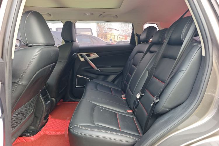 Used Geely Auto Emgrand X7 Sport 2020 1.8TD DCT Two-Wheel Drive Smart Connect 4G-Enabled Version
