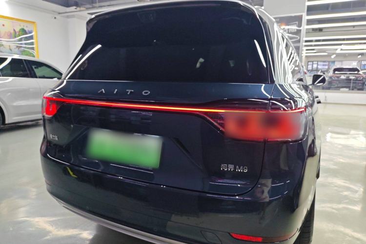 Used Hima AITO M9 2024 Range-Extended Ultra Version 42 kWh 6-Seater Model
