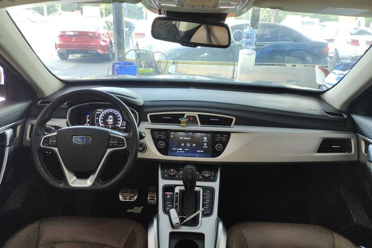 Used Geely Auto Emgrand X7 Sport 2016 1.8TD Automatic ZhiZun Version
