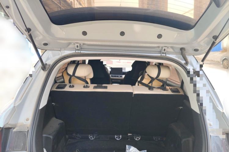 Used Wuling Bingo PLUS 2024 330 km Range Five-Seater Version
