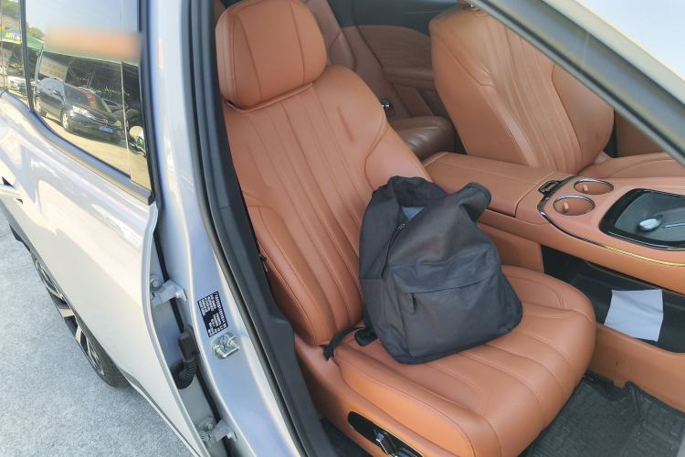 Used AION V 2024 Aion Tyrannosaurus 650 Smart Premium Edition
