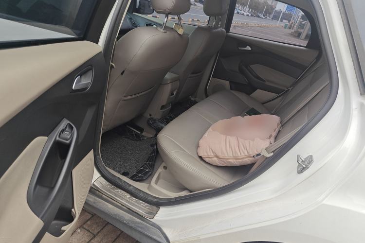 Used Ford Focus 2017 Sedan 1.6L Manual Comfort Plus SmartDrive Edition