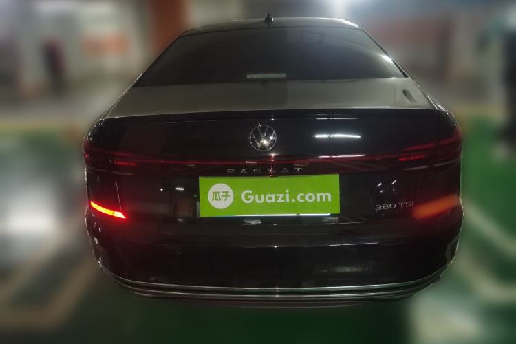 Used Volkswagen Passat 2024 380TSI Luxury Edition
