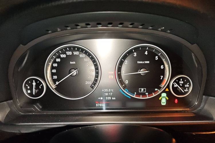 Used BMW 5 Series 2013 525Li Leading Model