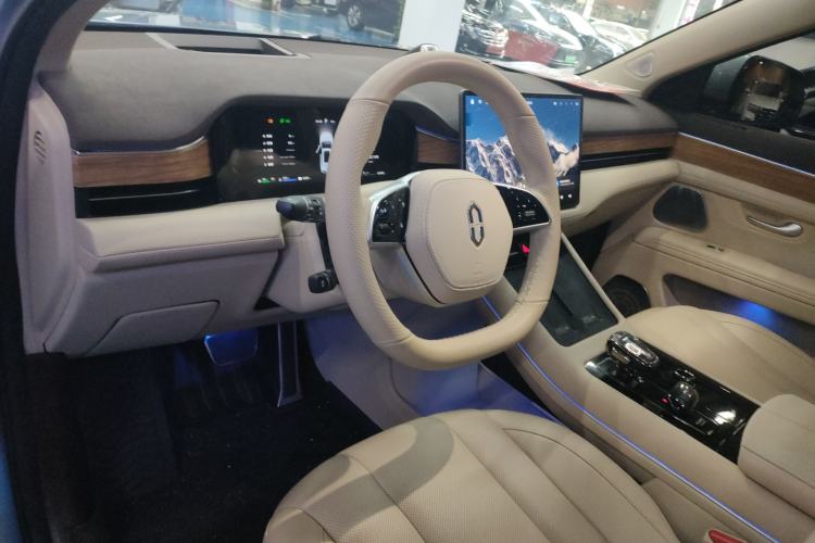 Used Hima AITO M7 2024 1.5T Rear-Drive Plus Version 5 Seats
