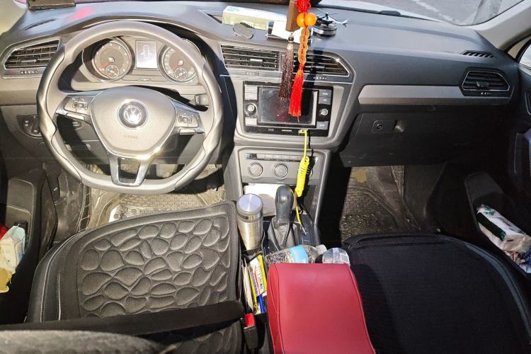 Used Volkswagen Tiguan L 2019 330TSI Automatic Two-Wheel Drive Luxury Edition China VI Standard
