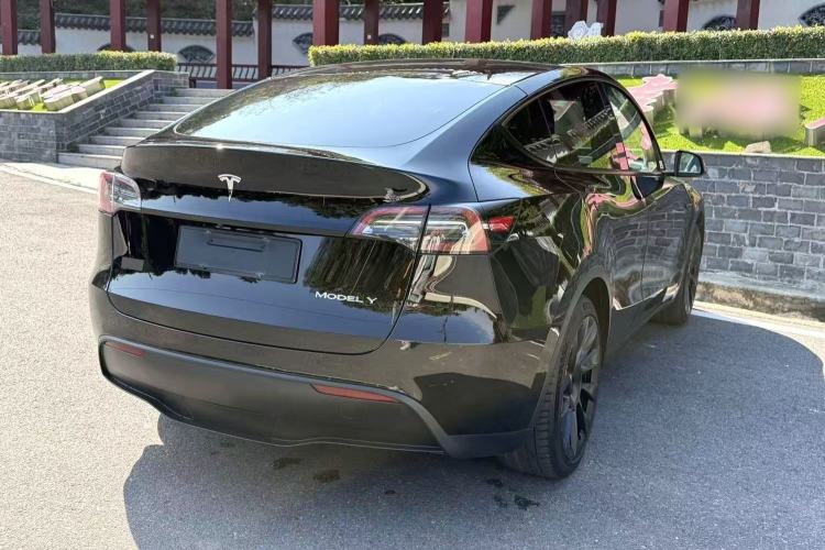 Used Tesla Model Y 2021 Standard Range Rear-Wheel Drive Version
