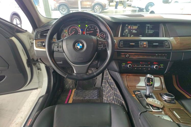 Used BMW 5 Series 2014 525Li Fashion Design Package
