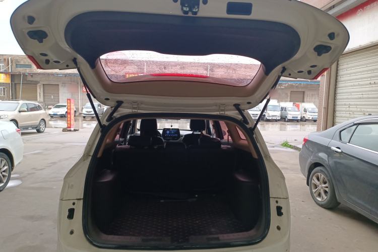 Used Baojun 310W 2017 1.5L Manual Comfort Model China V Standard