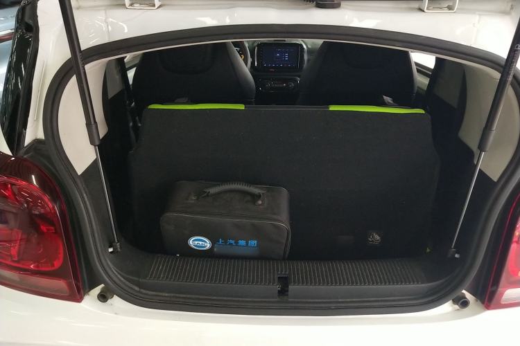 Used Roewe Clever 2021 302 km New Four-Seater Super-Efficient Version
