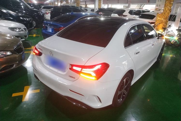 Used Mercedes-Benz A-Class 2022 Revised Version A 200 L Sport Sedan Fashionable Style