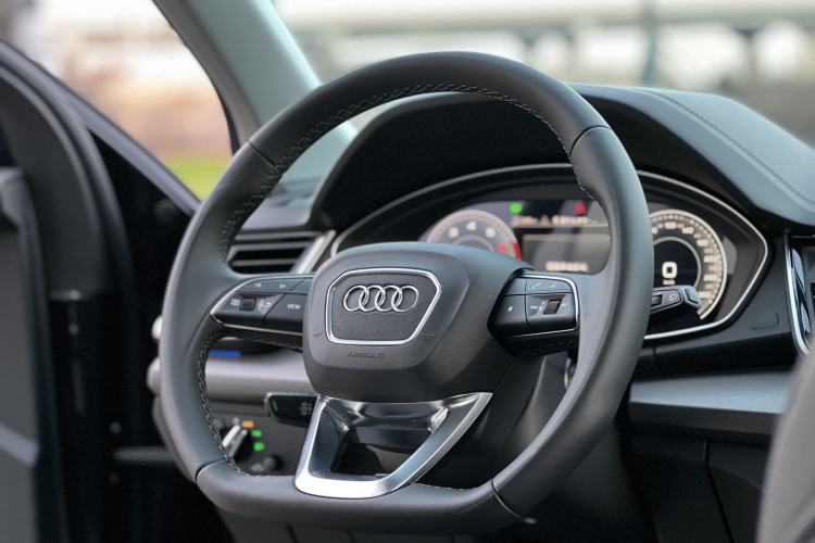 Used Audi Q5L 2022 40T Luxury Dynamic Model