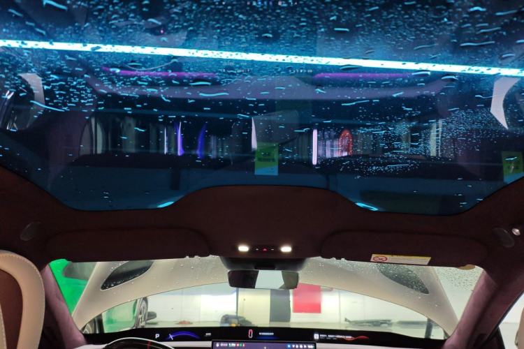 Used  YU7 2025 Ultra-Long Range High-Performance All-Wheel-Drive Max Edition
