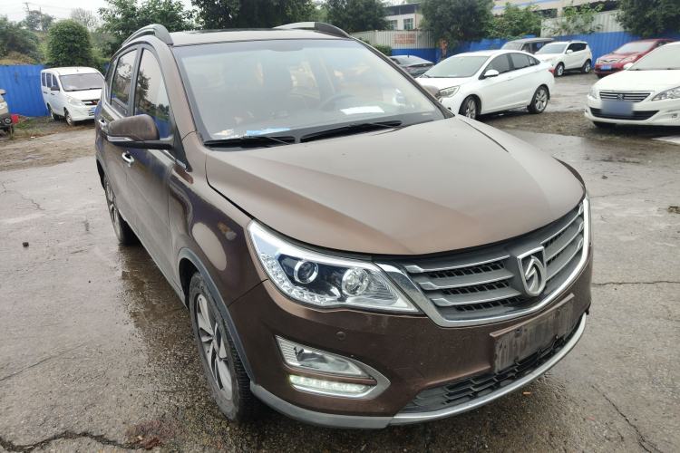 Used Baojun 560 2016 1.5T Manual Luxury Version