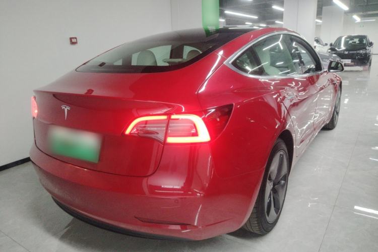 Used Tesla Model 3 2019 Long-Range Rear-Wheel-Drive Version
