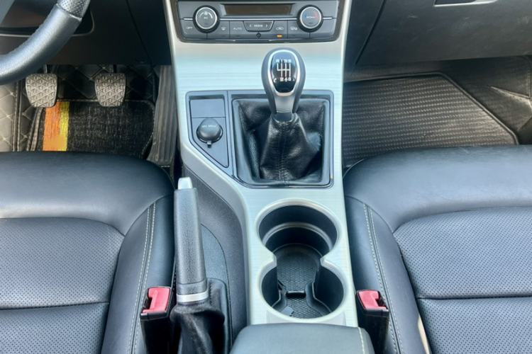 Used Geely Auto Emgrand GL 2017 1.8L Manual Elite Model
