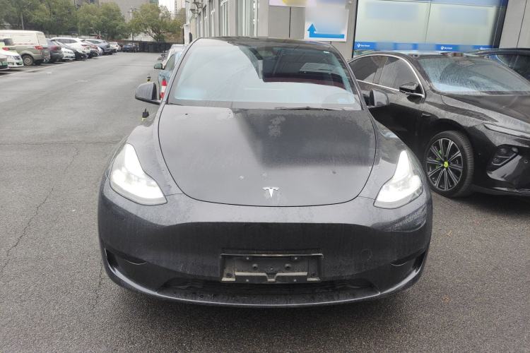 Used Tesla Model Y 2024 Rear-Wheel-Drive Version
