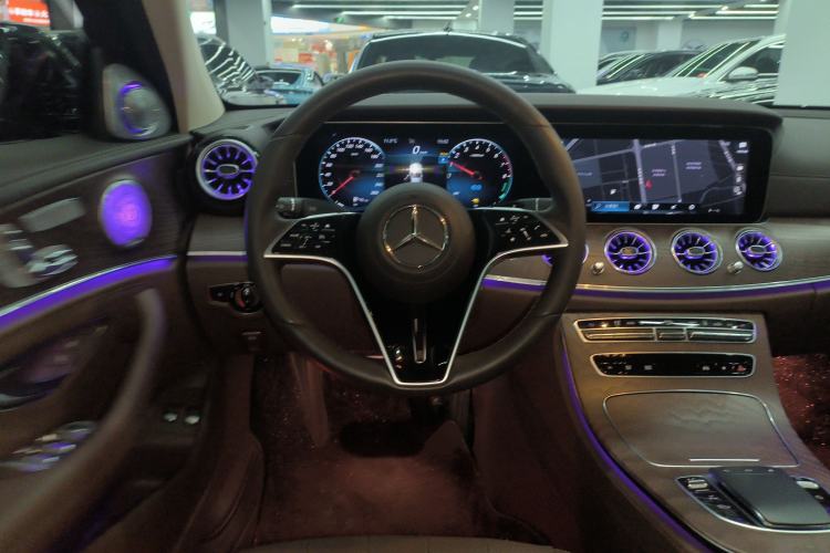 Used Mercedes-Benz E-Class New Energy 2023 E 350 e L Plug-in Hybrid Sedan
