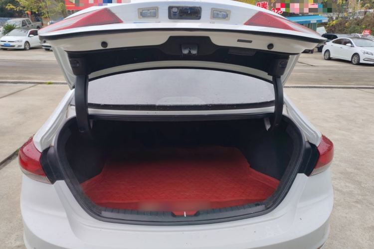 Used Hyundai Elantra 2018 1.4T Dual-Clutch Xuan Dong · Dynamic Edition
