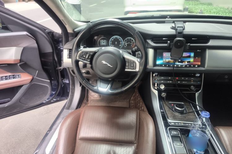 Used Jaguar XFL 2018 XFL 2.0T 250 PS Luxury Edition
